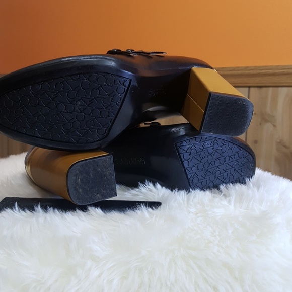 Calvin Klein shoes - Picture 4 of 7